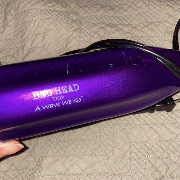 BedHead Hair Tbi Bed Head A Wave We Go Styling Iron Poshmark